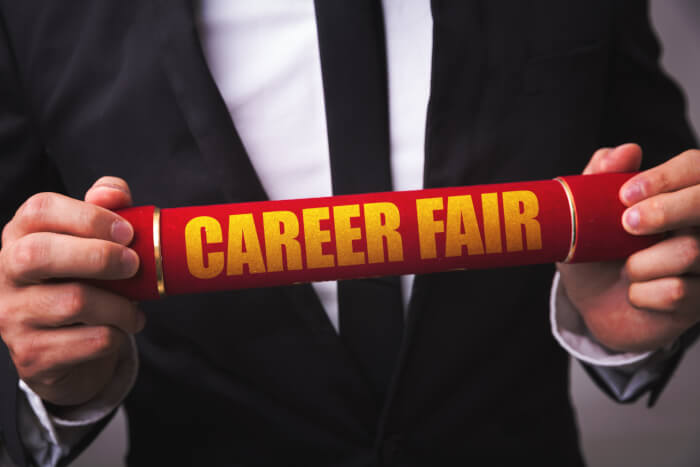 how-to-prepare-for-college-career-fairs